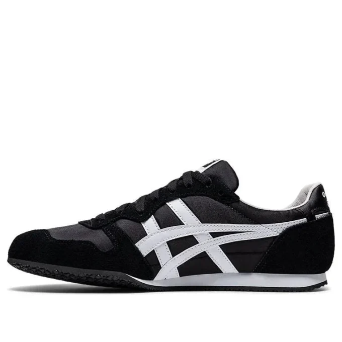 Serrano “Black White”